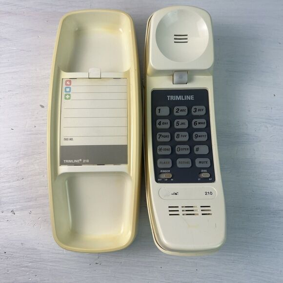 AT&T 210 Slimline Touchtone Desk/Wall Phone from the 1990s- Yellow - Picture 4 of 7